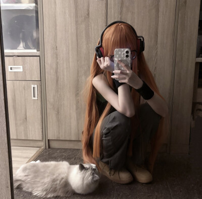 ♡♱⫘小猫的愛戀⫘♱♡⁺
女头
