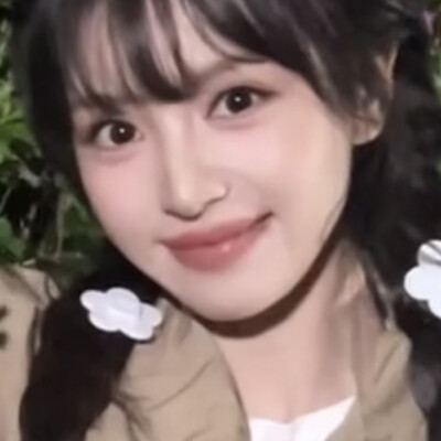 李茜加载中