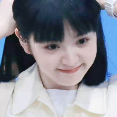 想一个小卢晚晚