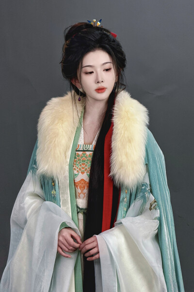逐玉 孔雪儿∣俞浅浅