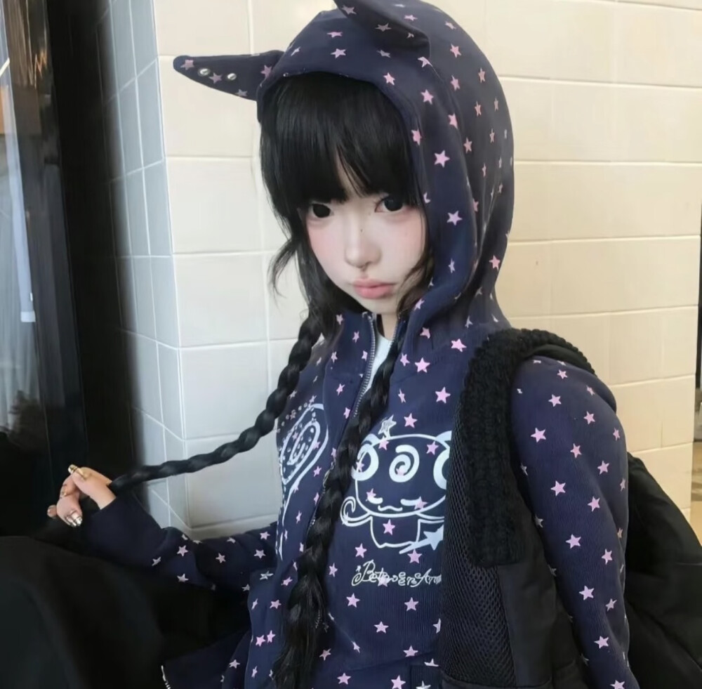 ♡♱⫘小猫的愛戀⫘♱♡⁺
女头