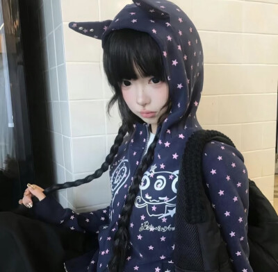 ♡♱⫘小猫的愛戀⫘♱♡⁺
女头