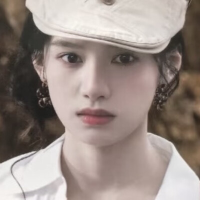 张婧仪