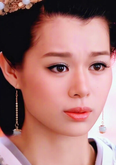 胡杏儿