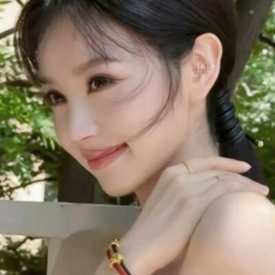 薇薇