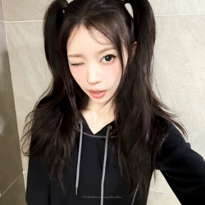境萌花moka.