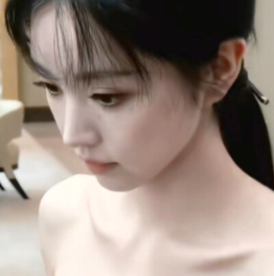 田曦薇
