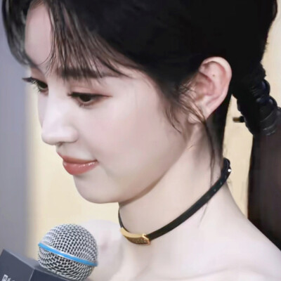田曦薇