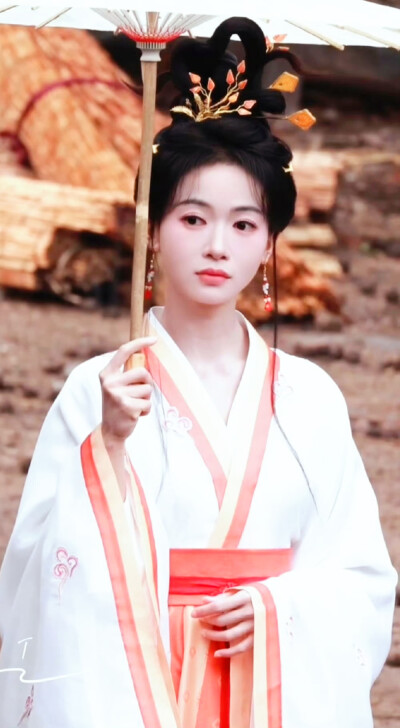吴谨言