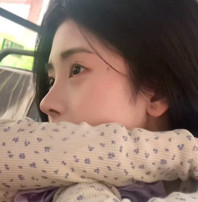 这是萌萌的一个女孩