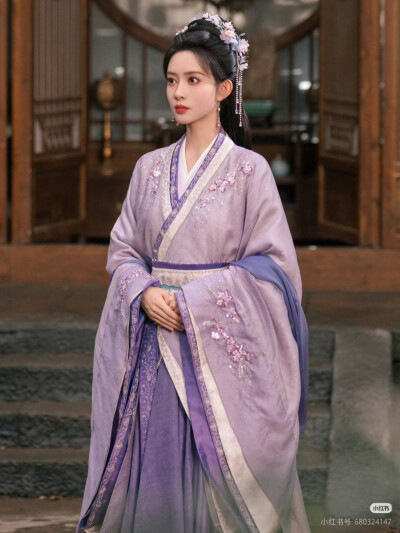 桃花映