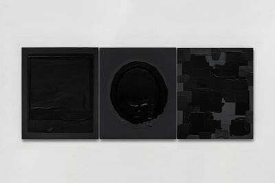 《暗黑练习123》，120 × 100 × 7.5cm，木板丙烯，关音夫，2024年