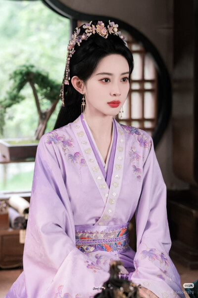 桃花映