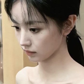 一整颗宇宙换一颗红豆