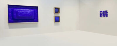 “大于等于物”——关音夫的箱子与颜料，2013年