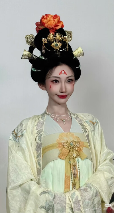 唐宫奇案之青雾凤鸣
