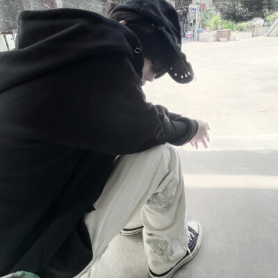 男头
二传头像注明出处