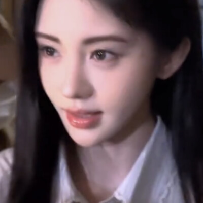 鞠婧祎