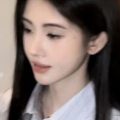 鞠婧祎