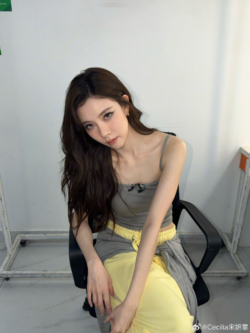 宋妍霏
