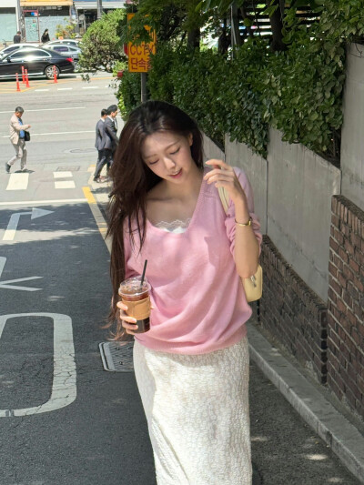 申有娜