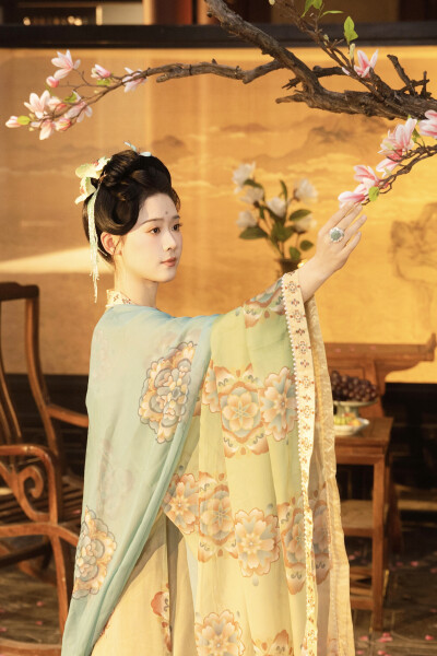 许你更如意 翟一莹∣柳如意