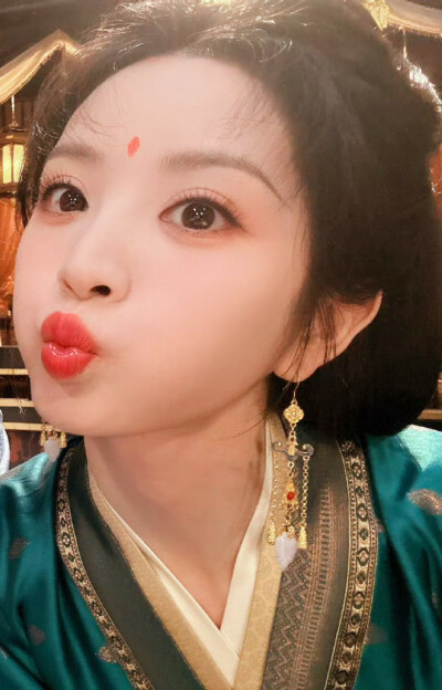 田曦薇