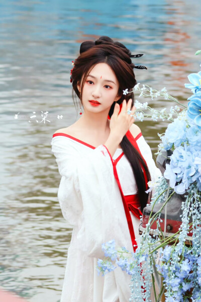 谭盐盐