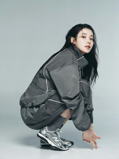 IU