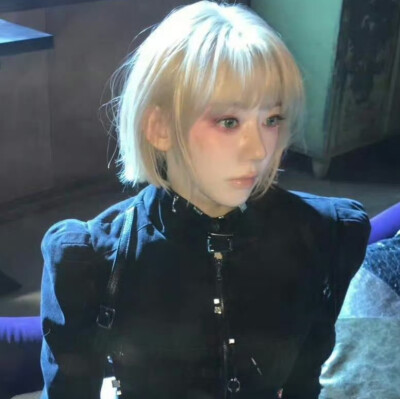 宫脇咲良