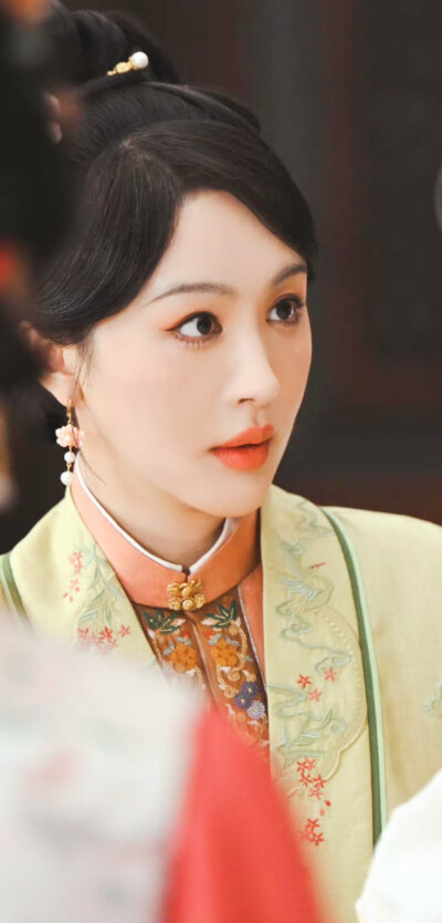李菲儿