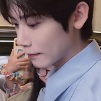 李卿