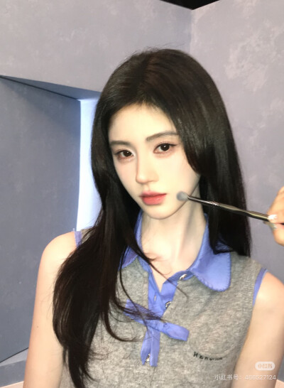 鞠婧祎