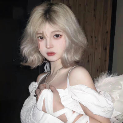女头