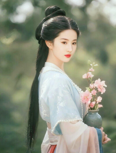 刘亦菲