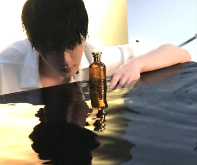 任豪