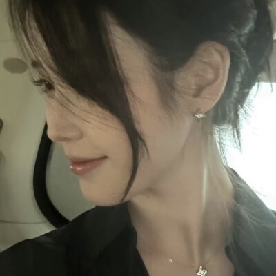 万事都依赖姐姐