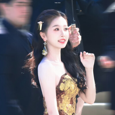 虞书欣