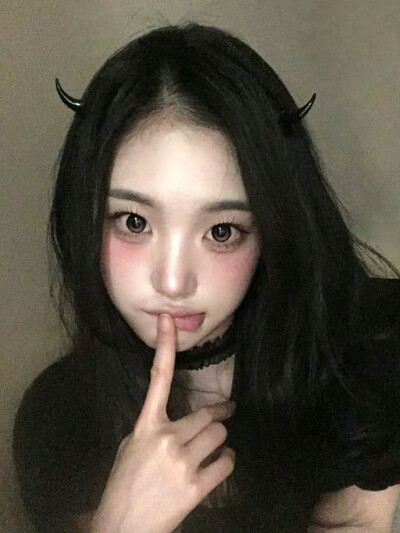 池谞娫 