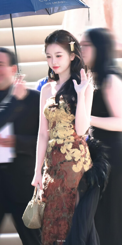 虞书欣