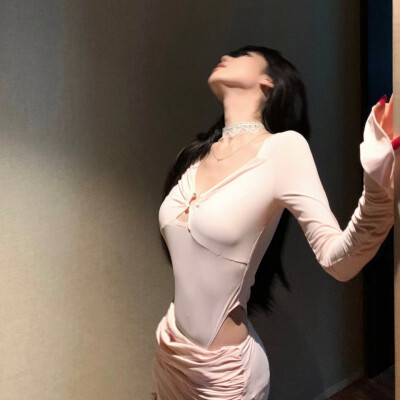 女头