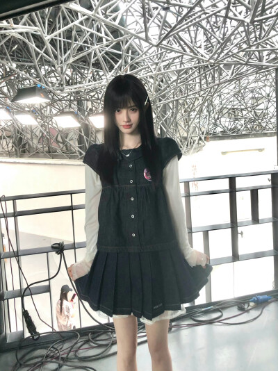 鞠婧祎