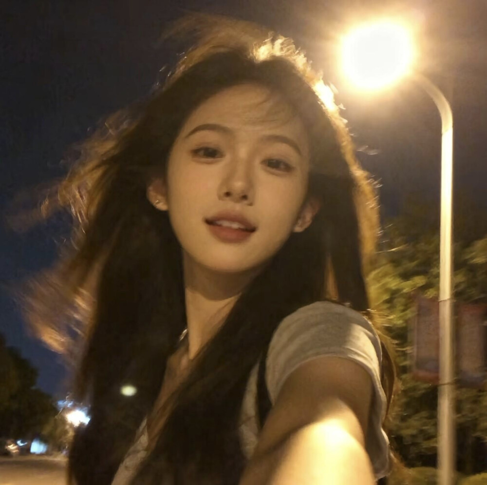 女生头像
