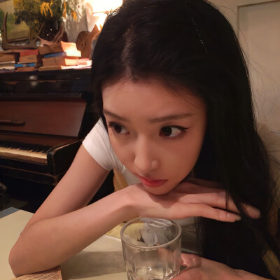 氛围感女头