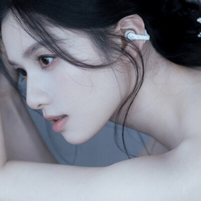 张婧仪