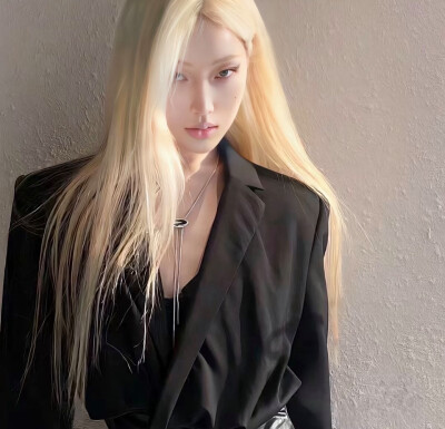 女头