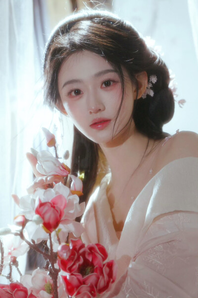 杨雨潼
