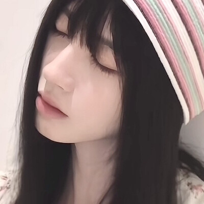 谢谢你像陨石一样出现在我的世界里，但我是恐龙，你毁了我的生活ㅠ⩊ㅠ