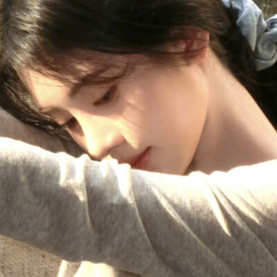 鞠婧祎