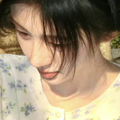 鞠婧祎